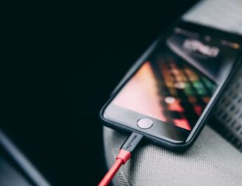 Many Android devices ship with firmware researchers find