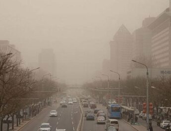 Pekín bajo nube de contaminación en plena COP26