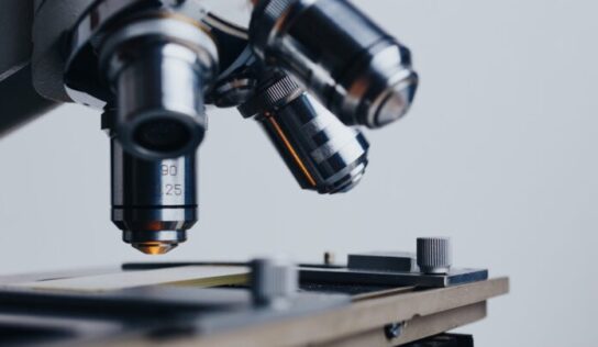 Cómo reciclar el CO2 de la atmósfera para producir combustible