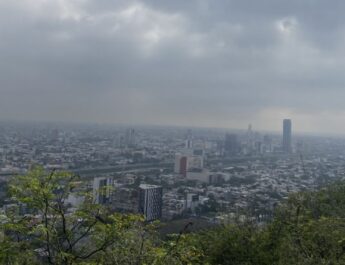 Persiste mala calidad del aire en Área Metropolitana de Monterrey