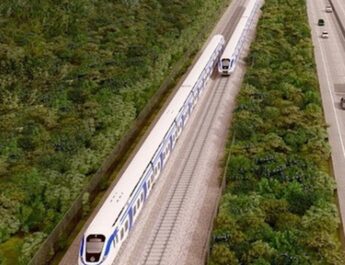AMLO asegura que Tren Maya no destruirán medio ambiente